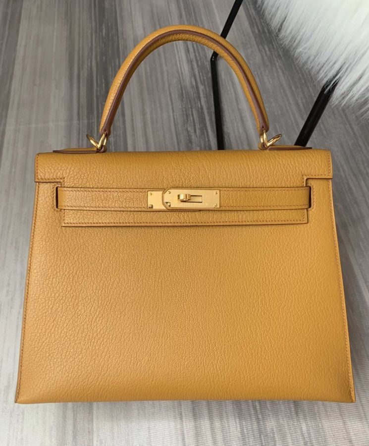 Her..mes Kelly Bag 28 Togo Leather Apricot