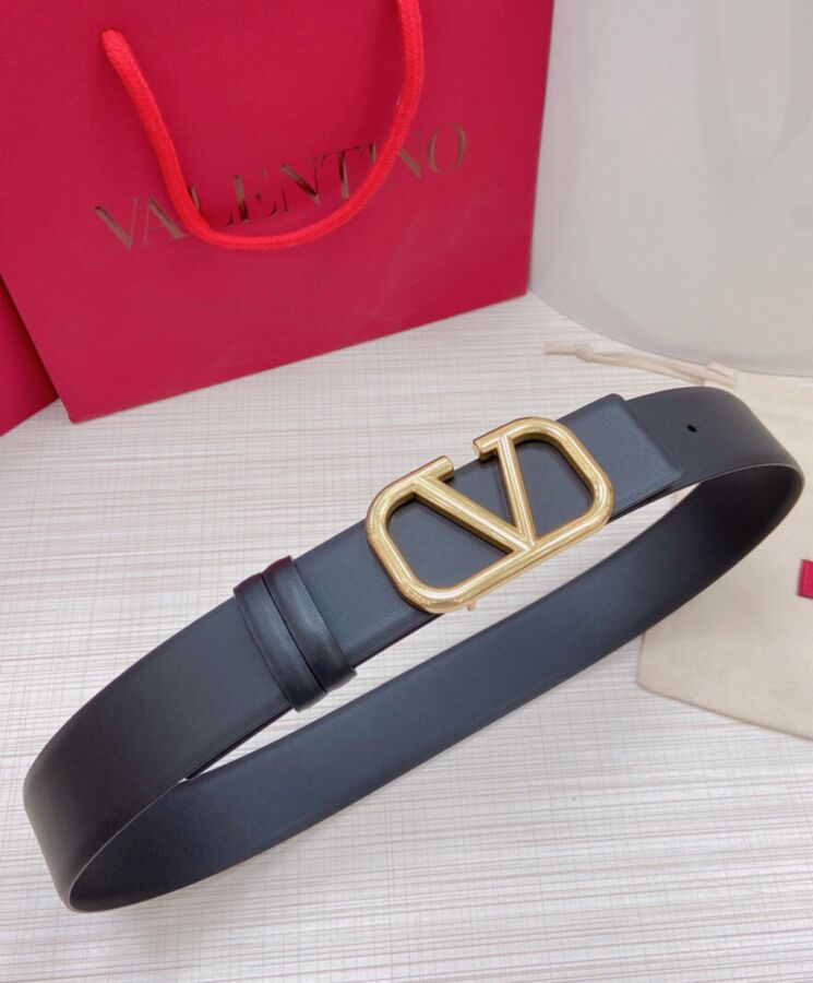 Valen.tino Vlogo Signature Calfskin Belt Black