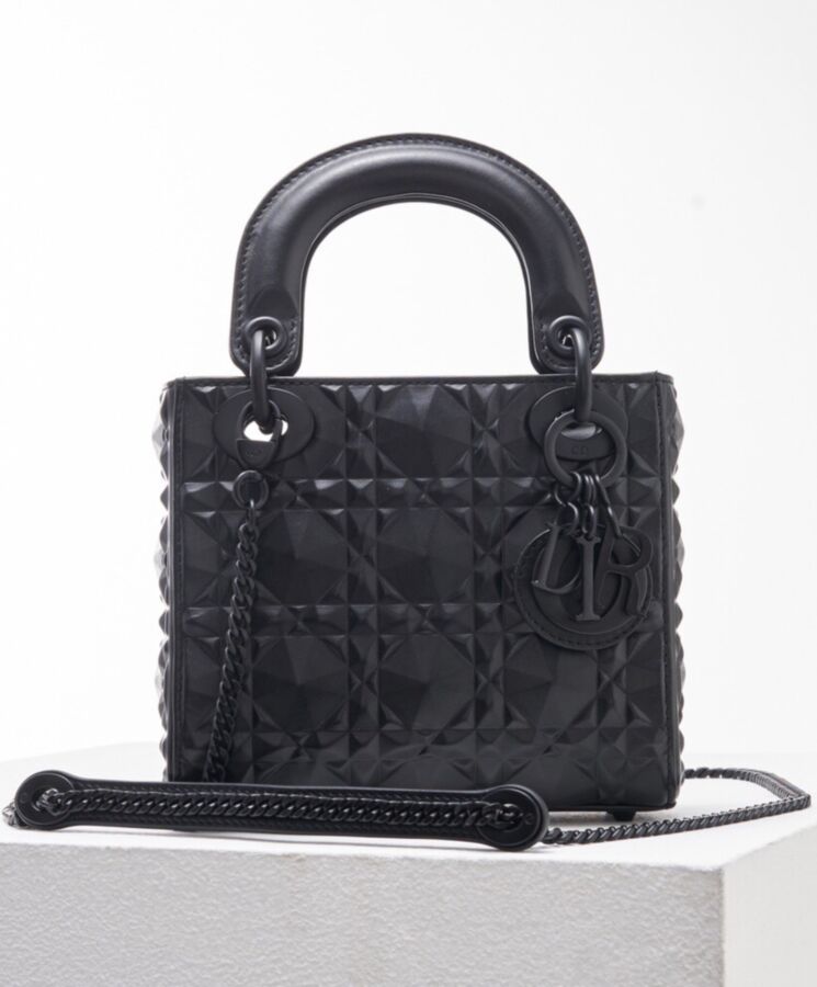 Di.ar Mini Lady, Lady Di.ar Bag, Cannage calfskin handbag, Di.ar iconic pattern, Di.ar charm, versatile handbag