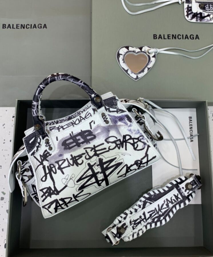 Balen.ciaga Neo Cagole, Graffiti Handbag, Luxury Leather Bag, Arena Lambskin Handbag, Designer Handbag