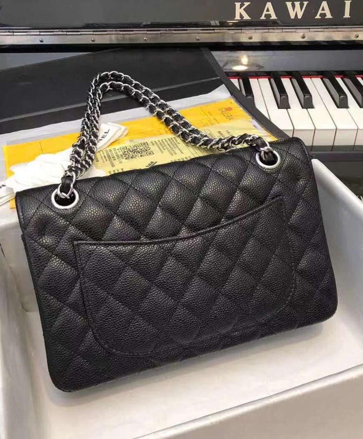 Cha.nel Flap Bag Black