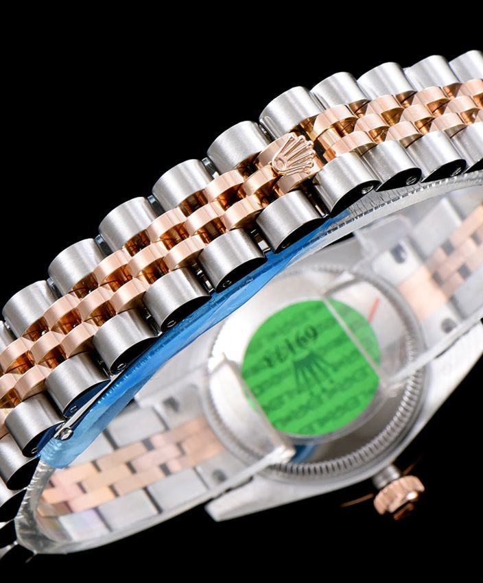 Ro.le.x Datejust Wtach With Diamond maker Golden