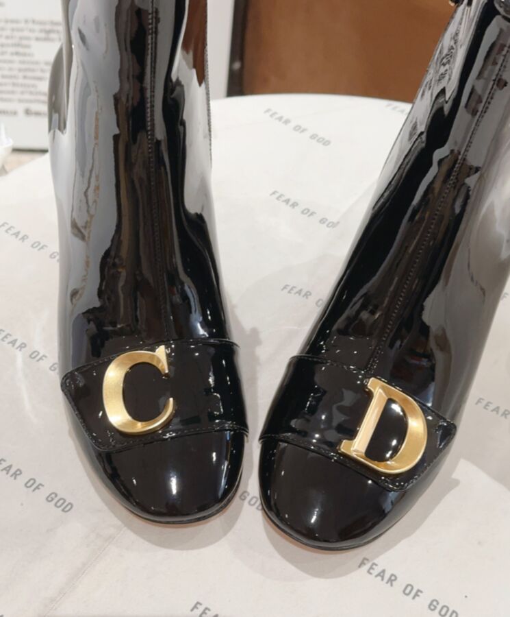 Di.ar Women's C'est, Heeled Ankle Boot, Black Patent Calfskin, Winter 2023, Gold-finish Metal Initials