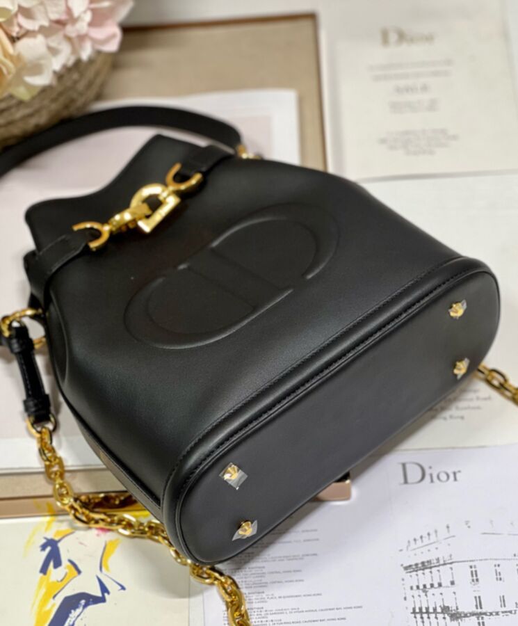 Di.ar Medium C’est Di.ar Bag, Luxury Handbag, Fall 2023 Di.ar Collection, Calfskin Handbag, CD Lock Closure