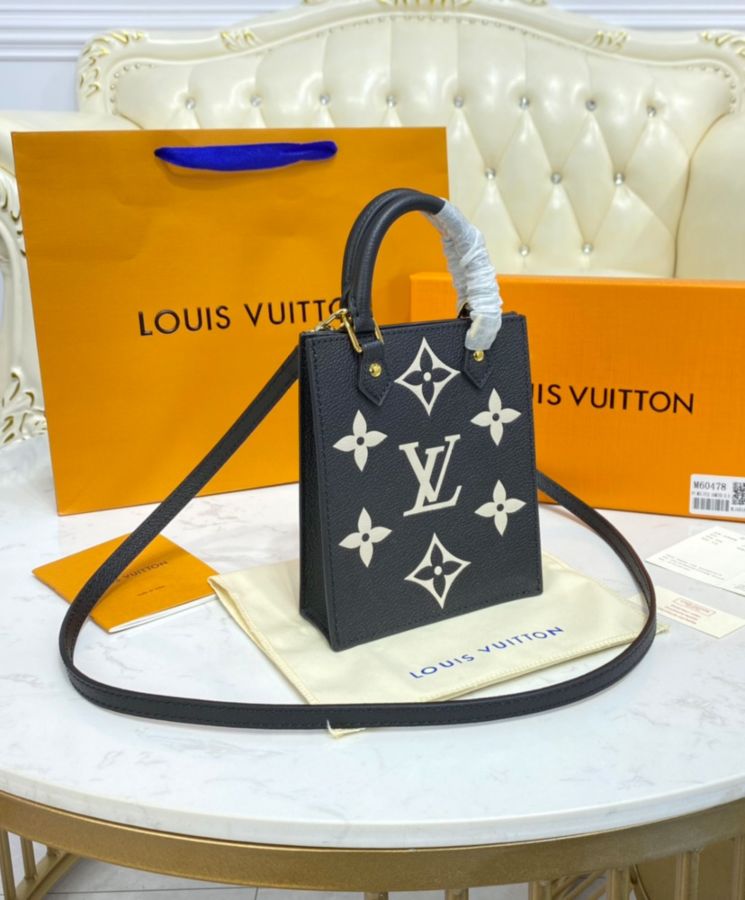 L.*V Petit Sac Plat M57937 M80478