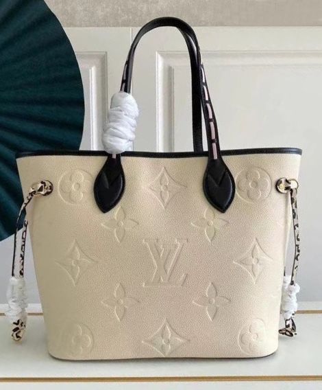 L.*V Neverfull MM M58525 Cream