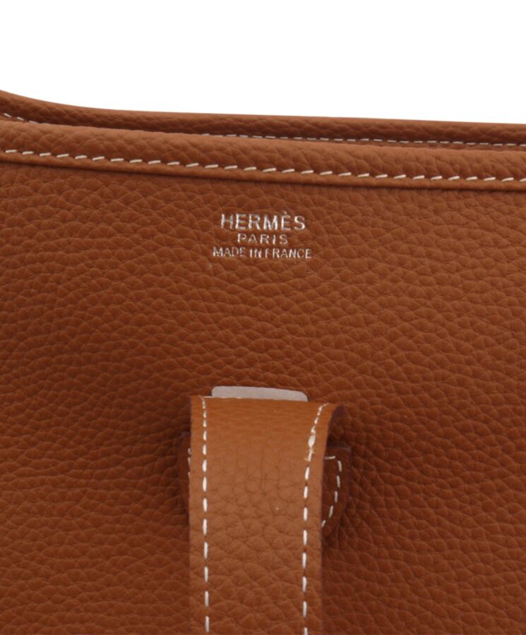 Her..mes Tan Evelyne Shoulder Togo III PM Bag