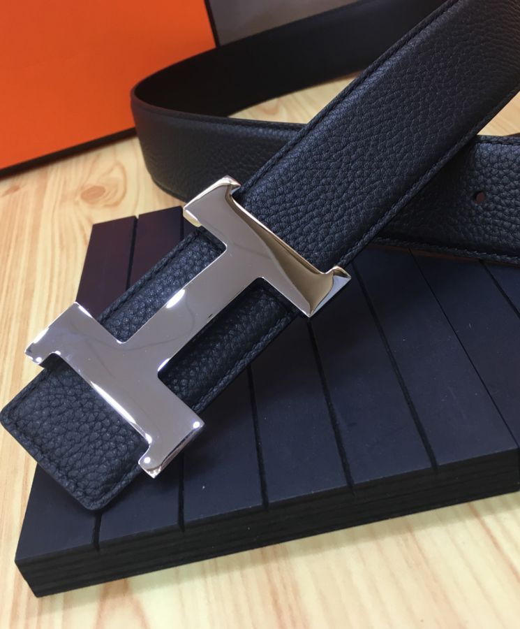 Her..mes Men's H Belt, Her..mes Leather Strap, Luxury Fashion Accessory, Togo Calfskin Belt, Palladium Plated Metal Buckle